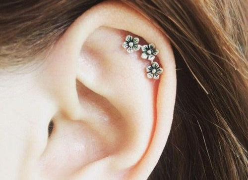 Triple Flower Cartilage Earring